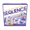 De voorkant van de doos van het strategische bordspel Sequence Original