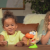 Kinderen die plezier hebben tijdens het spelen van het grappige kinderspel Piet Snot