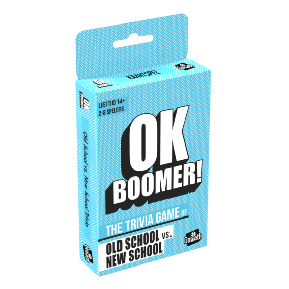 De doos van het partyspel OK Boomer Pocket Editie vanuit een linkerhoek