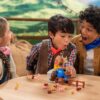 Kinderen die het spel Lucky Lasso spelen
