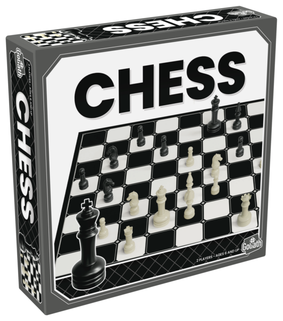 de doos van het strategische bordspel schaken vanuit een linkerhoek