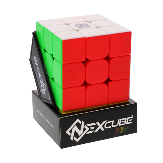 De supersonische speedcube Nexcube 3x3 Pro Cube in de doos