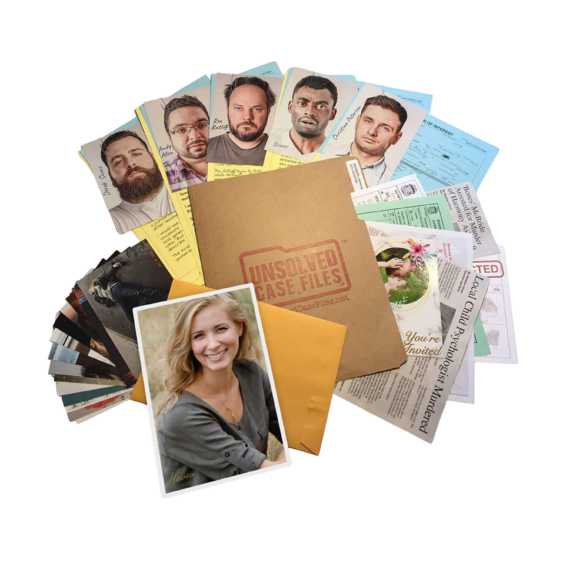 De inhoud van de doos van het escape spel Unsolved Case Files Harmony Ashcroft